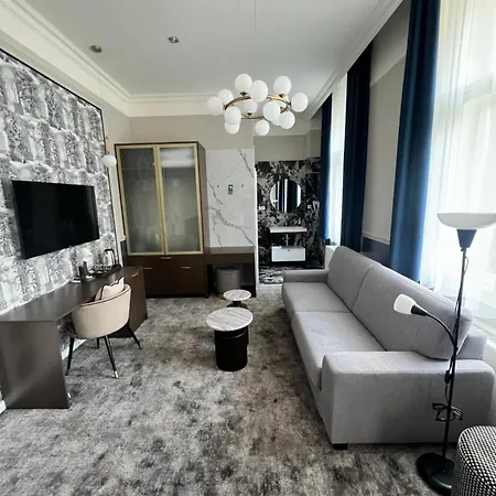 Szechenyi Center 公寓式酒店 塞格德