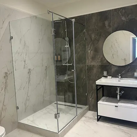 Szechenyi Center Aparthotel 4*